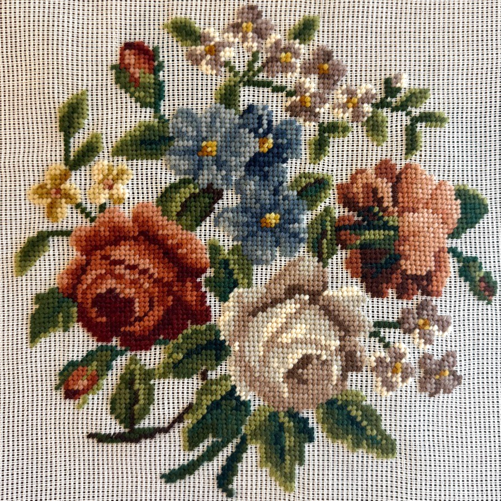 Vintage Dritz Preworked Decorator Needlepoint Canvas Floral Roses Design 10 x 10